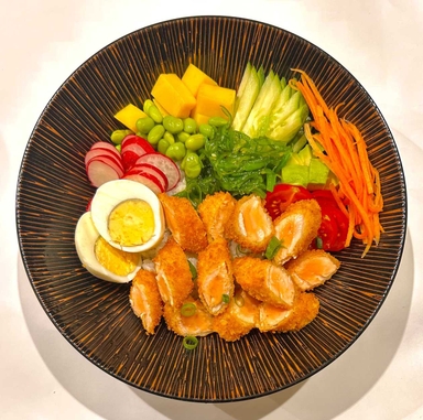Food-POKÉ SALMON TEMPŮRA XXL