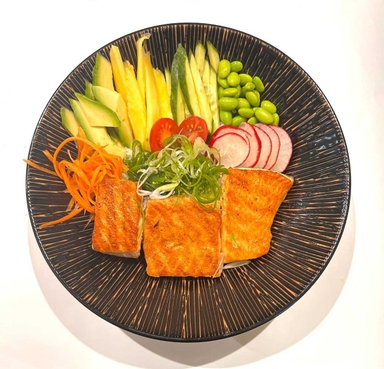 Food-Poké Salmon Grill