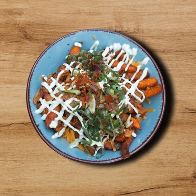 Food-Batátové loaded fries s trhaným bravčovým mäsom