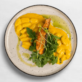 Food-Gnocchi s grilovaným lososom a baby špenátom