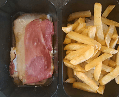 Food-Zapekané kuracie prsia (s prosciutom a mozarellou), ryža/hranolky