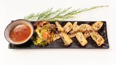 Food-Jarné závitky (Nem Ran)