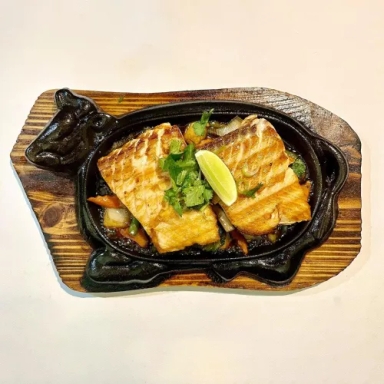 Food-Grilovaný Teriyaki losos s restovanou zeleninou (ODPORÚČAME)